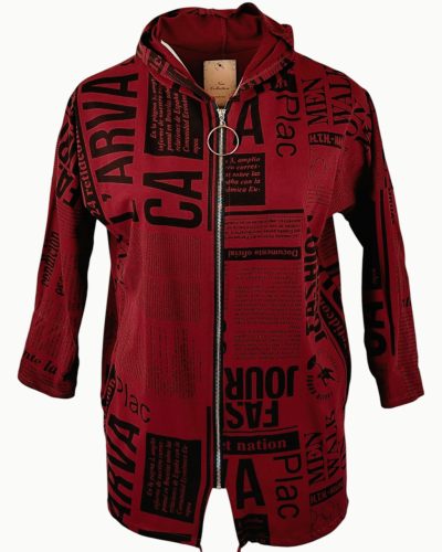 Újság mintás, egyenes fazonú, kapucnis, zsebes, cipzáras olasz pamut kardigán- bordó