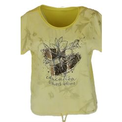   Education feliratos, nagy arany virágos, batikolt elejű, hátul sima egyszínű pamut, rövid ujjú, környakú, fiatalos olasz felsőrész, alul meghúzható zsinórral- sárga, fehér, arany