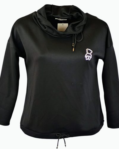 Egyszínű, kapucnis, vastagabb puntó anyagú, környakú, hosszú ujjú, fiatalos olasz felsőrész- fekete