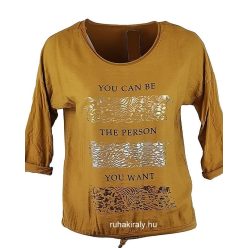   You can be feliratos arany ezüst fényes sávos elejűelejű, hátul sima egyszínű pamut anyagból készült, hosszú ujjú, környakú, fiatalos olasz felsőrész, alul meghúzható zsinórral- okker sárga, arany, ezüst